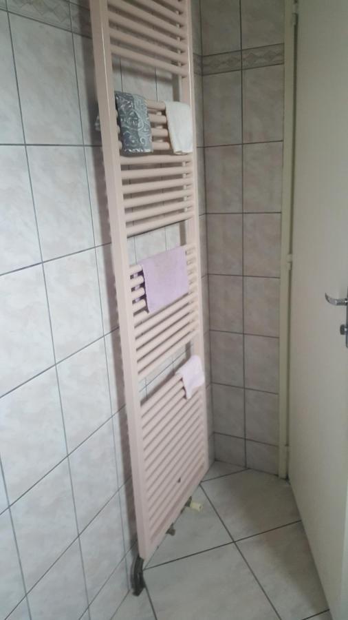 Le Repaire Du Deux Roues Apartment Saint-Sauveur  ภายนอก รูปภาพ